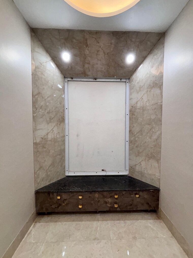 Kitchen, sector 85 4 Bedroom 350 Sq.Yd. Builder Floor In Sector 85 Faridabad 8909735