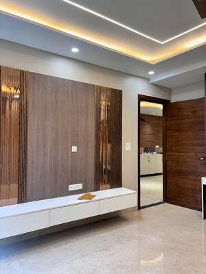 Building Lobby in 4 BHK Builder Floor at Sector 85 – for Sale