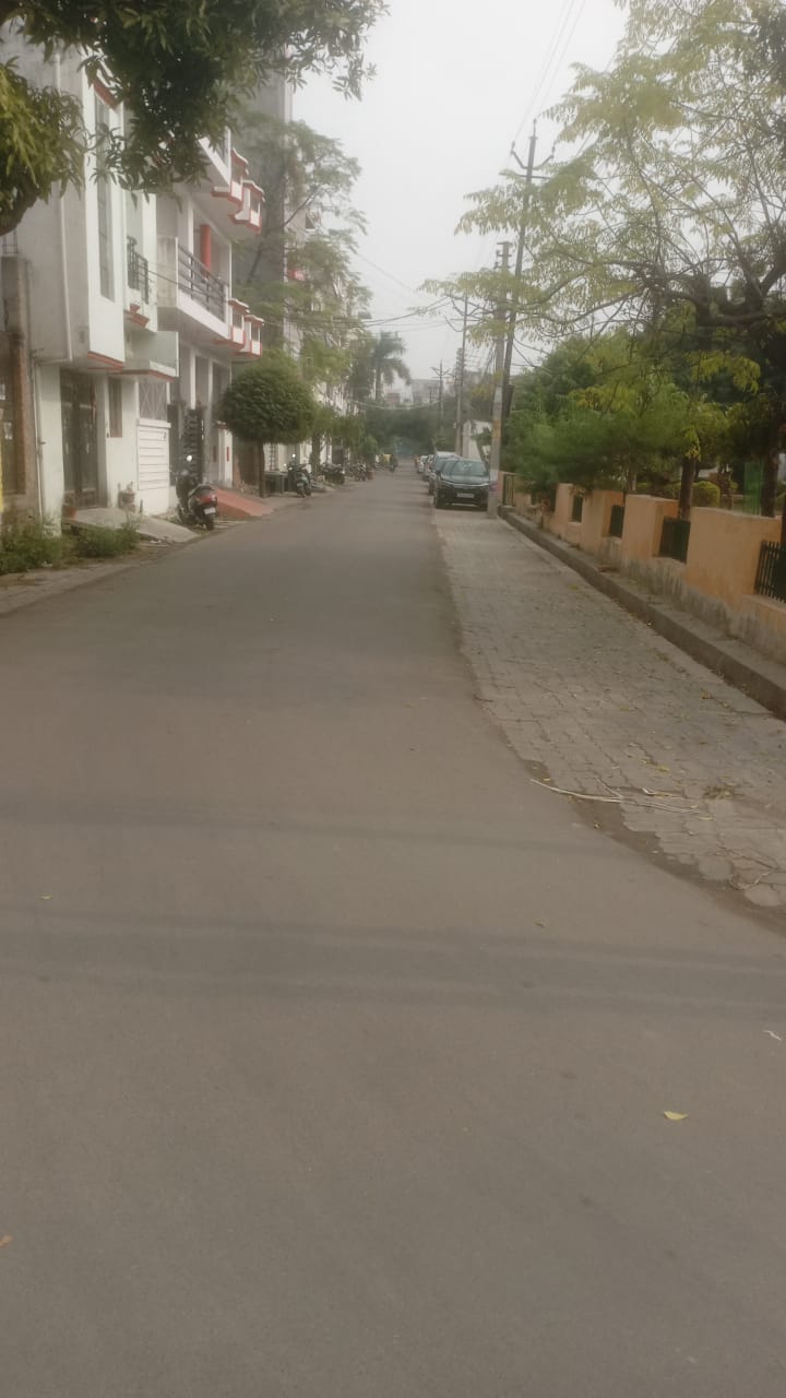 Plot For Sale in Vikalp Khand Gomti Nagar 