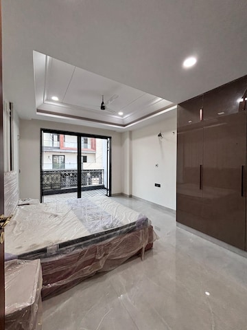 Bedroom in 4 BHK Builder Floor at Sector 85 – for Sale