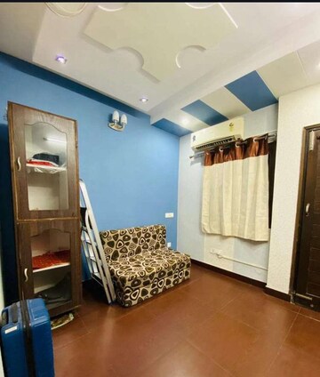 Living Room in 2 BHK Independent House at Sector 45 – for Rent