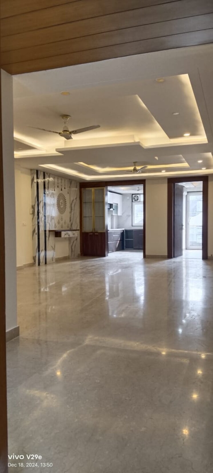 Room, auram-floor 3 Bedroom 1800 Sq.Ft. Builder Floor In South City 2 Gurgaon 8909869