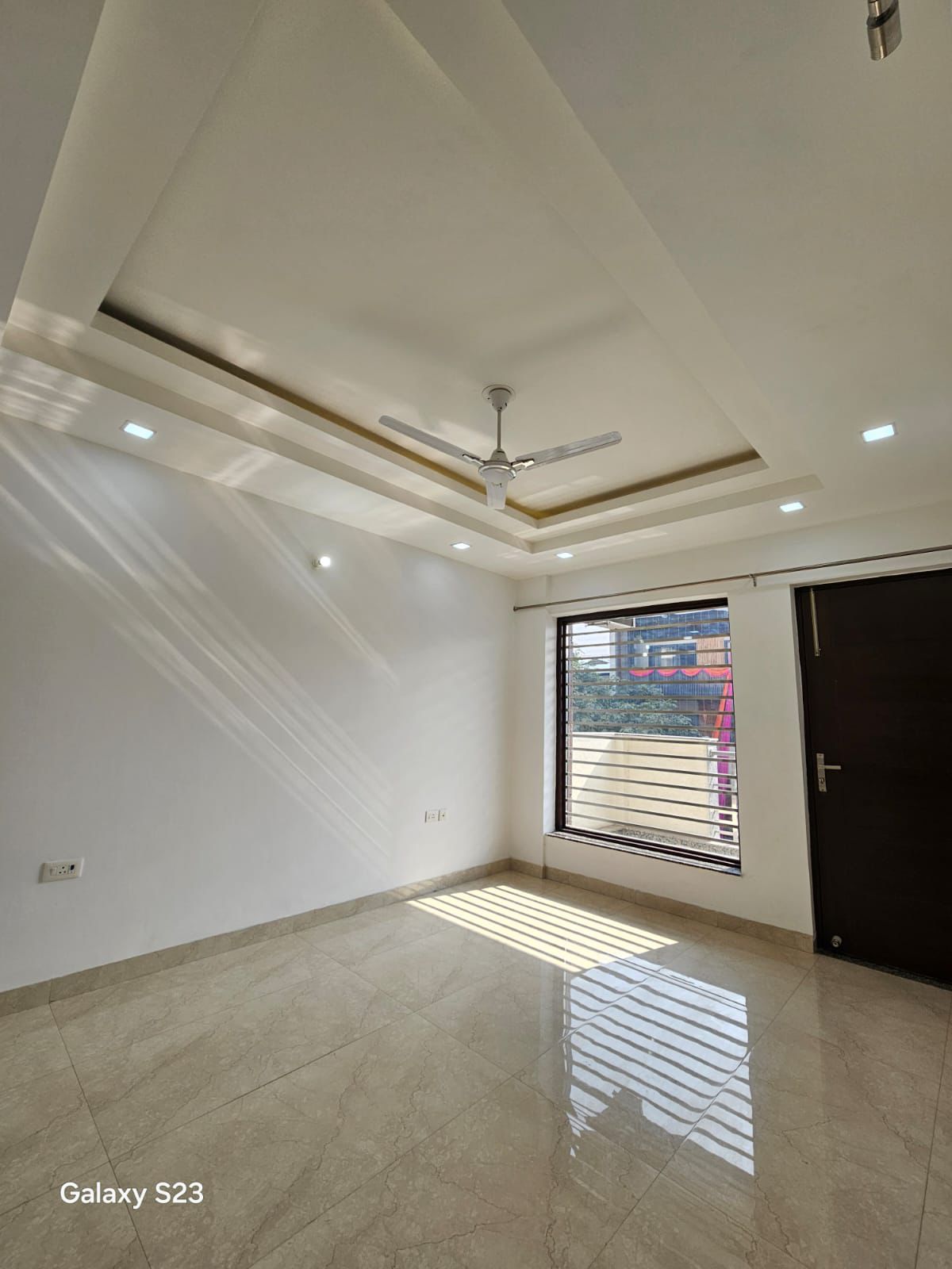 3 BHK 1800 Sq.Ft. Builder Floor in Auram Floor