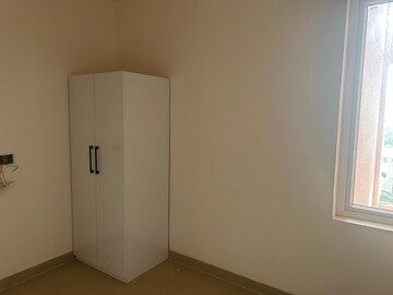 Room in 2.5 BHK Apartment at ROF Aalayas, Sector 102 – for Rent