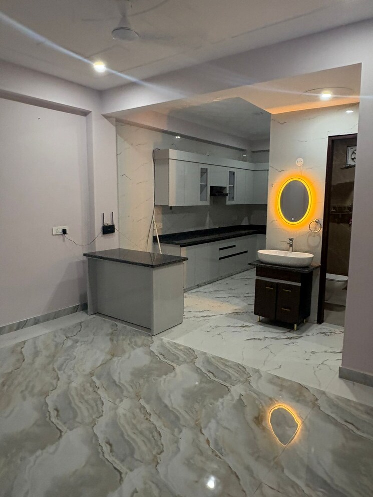 Kitchen, palam vihar extension 3 Bedroom 1200 Sq.Ft. Builder Floor In Palam Vihar Extension Gurgaon 8909879