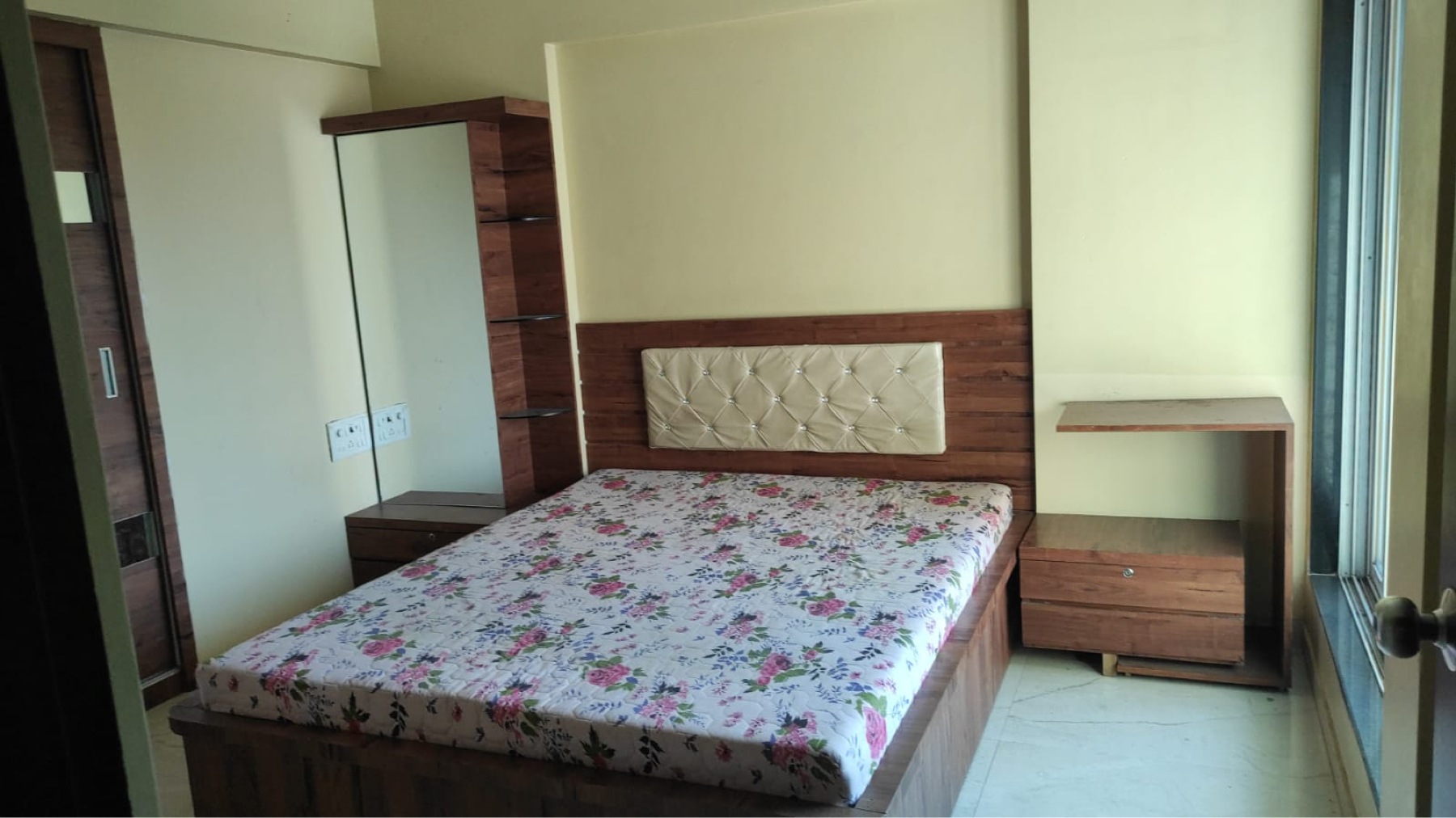 2 BHK + Extra Room Apartment For Rent in Cosmos Habitat