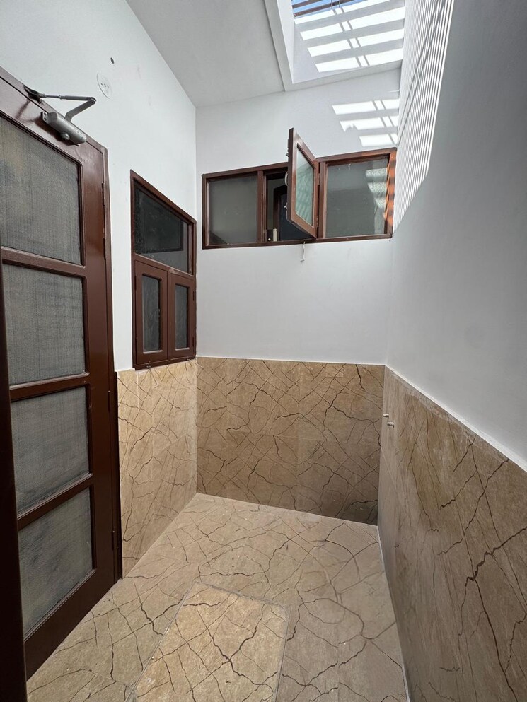 undefined, ambala highway 3 Bedroom 93 Sq.Yd. Independent House In Ambala Highway Zirakpur 8909900