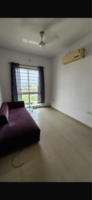 Room in 2 BHK Apartment at Vijay Residency Thane, Kavesar – for Sale