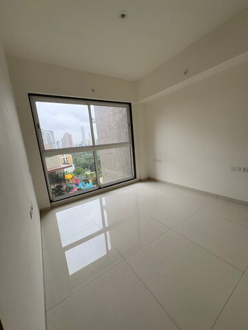 Room in 2 BHK Apartment at Runwal Nirvana, Parel – for Rent