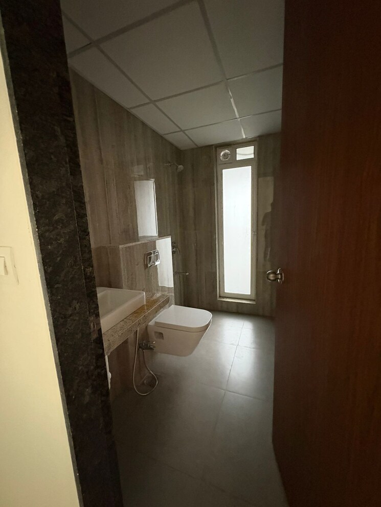 Attached Bathroom, runwal-nirvana 2 Bedroom 810 Sq.Ft. Apartment In Parel Mumbai 8910016