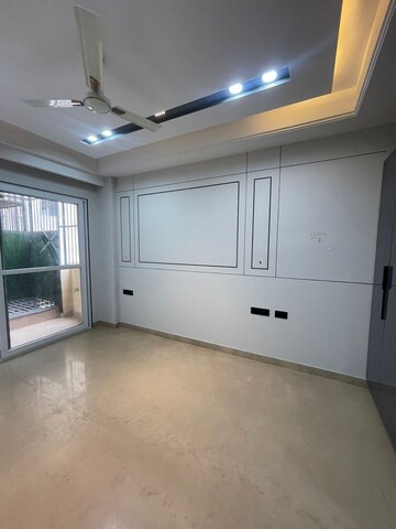 Room in 4 BHK Apartment at M3M Trump Tower, Sector 65 – for Sale