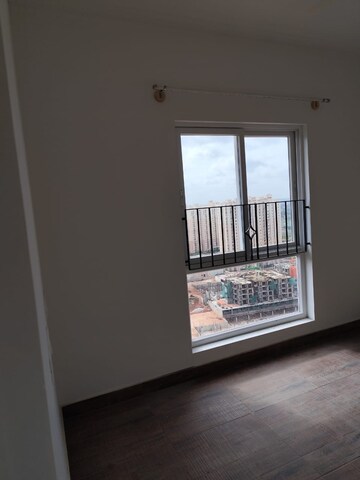 Room in 3 BHK Apartment at Brigade El Dorado, Bagaluru – for Rent