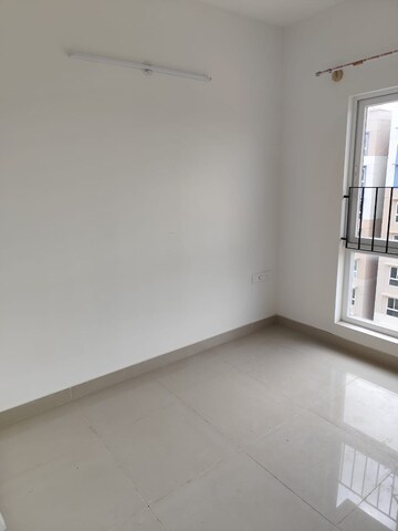 Room in 3 BHK Apartment at Brigade El Dorado, Bagaluru – for Rent
