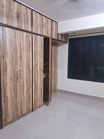 Room in 2 BHK Apartment at Sainath Galaxy Apartment, Ghansoli – for Rent