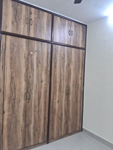 Furnished Amenities in 2 BHK Apartment at Sainath Galaxy Apartment, Ghansoli – for Rent