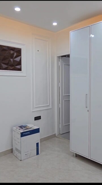 Bathroom in 3 BHK Builder Floor at Green Fields Colony – for Sale