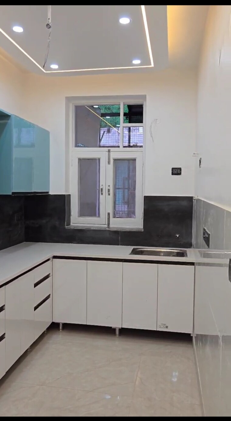 Kitchen, green fields colony 3 Bedroom 1827 Sq.Ft. Builder Floor In Green Fields Colony Faridabad 8910156