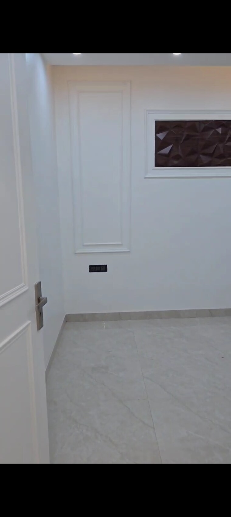 Room, green fields colony 3 Bedroom 1827 Sq.Ft. Builder Floor In Green Fields Colony Faridabad 8910156