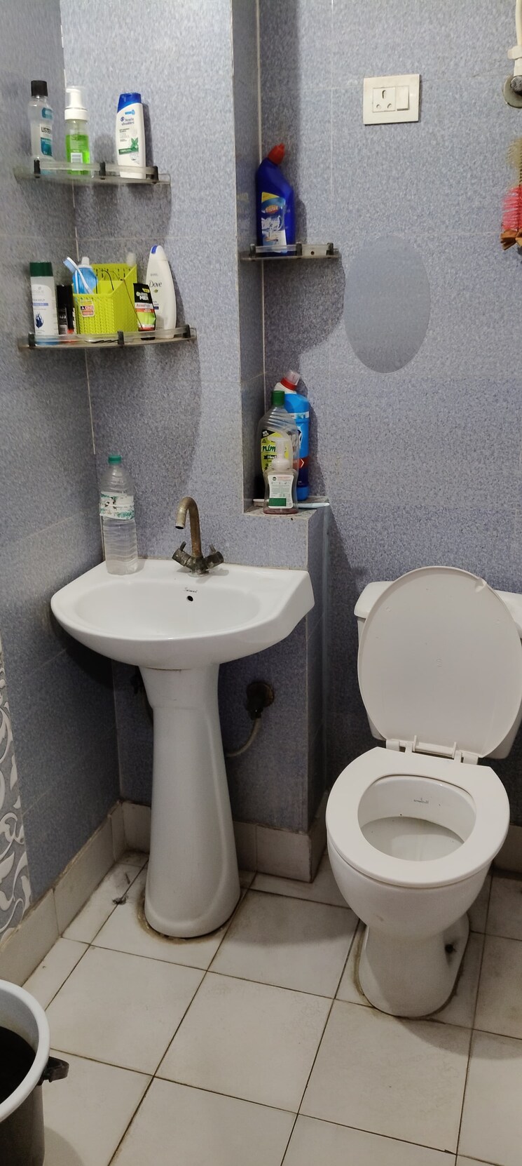 Bathroom, acc-homes 1 Bedroom 575 Sq.Ft. Apartment In Sector 44 Noida 8910144