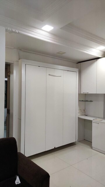 Room in 1 BHK Apartment at Hiranandani Gardens Canna, Powai – for Rent