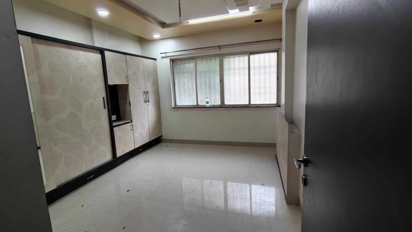 2 BHK + Extra Room Apartment For Sale in Shreeji Palace Apartment 