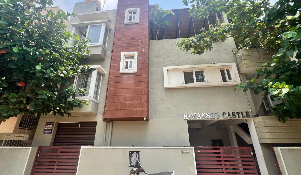 4 BHK + Pooja Room Independent House For Sale in Horamavu