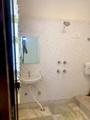 Master Bedroom in 1 BHK Builder Floor at Mehrauli – for Sale