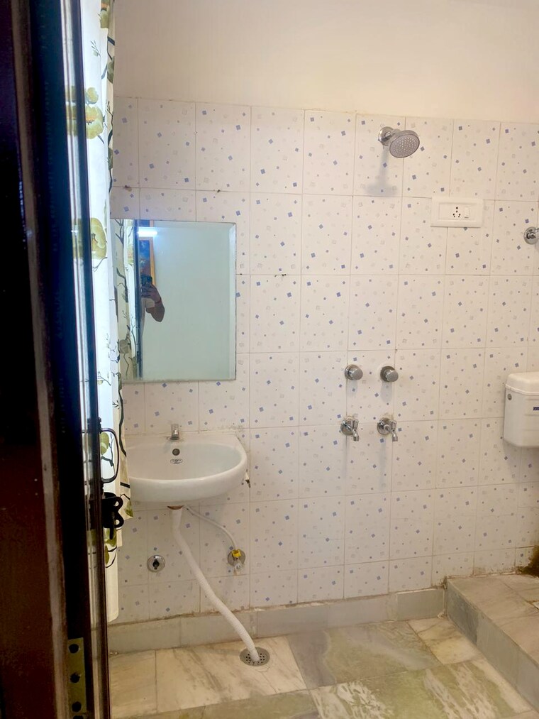 Master Bedroom, mehrauli 1 Bedroom 500 Sq.Ft. Builder Floor In Mehrauli Delhi 8910245