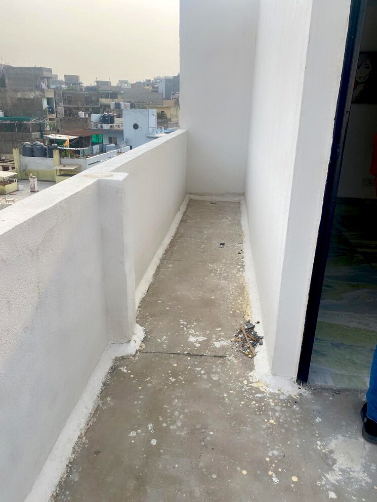 Balcony, mehrauli 1 Bedroom 500 Sq.Ft. Builder Floor In Mehrauli Delhi 8910245