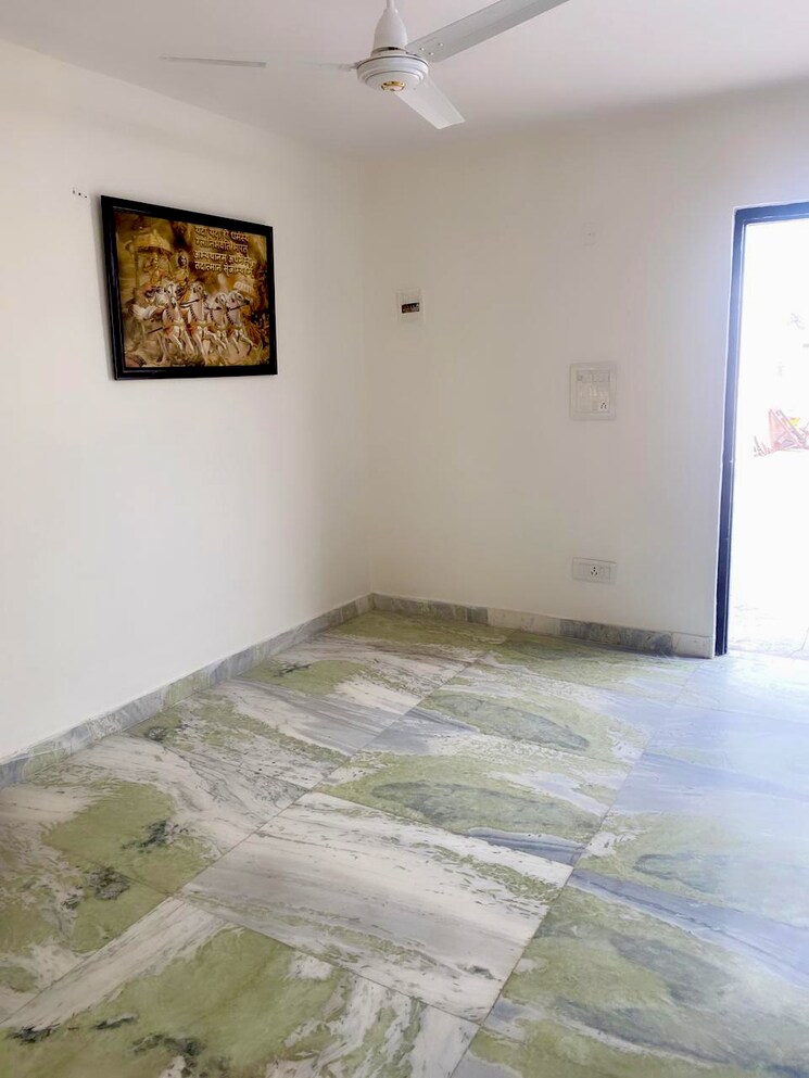 Room, mehrauli 1 Bedroom 500 Sq.Ft. Builder Floor In Mehrauli Delhi 8910245