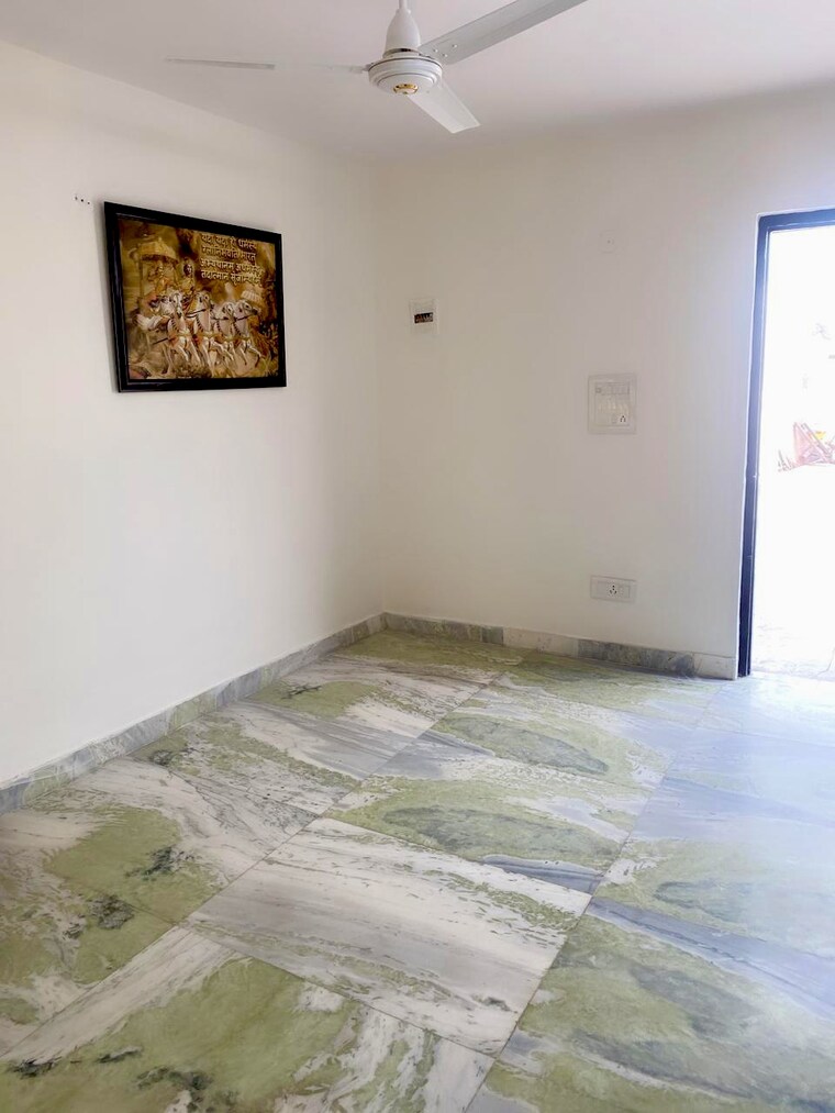 Room, mehrauli 1 Bedroom 500 Sq.Ft. Builder Floor In Mehrauli Delhi 8910245