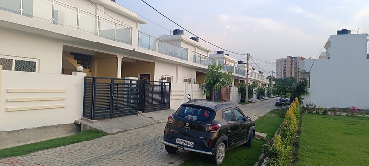  Parking, mohanlalganj 3 Bedroom 1874 Sq.Ft. Villa In Mohanlalganj Lucknow 8910238