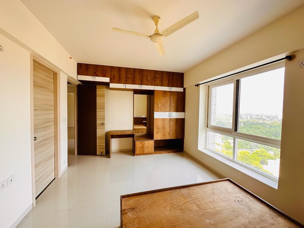 3 BHK 1869 Sq.Ft. Apartment in Brigade Laguna