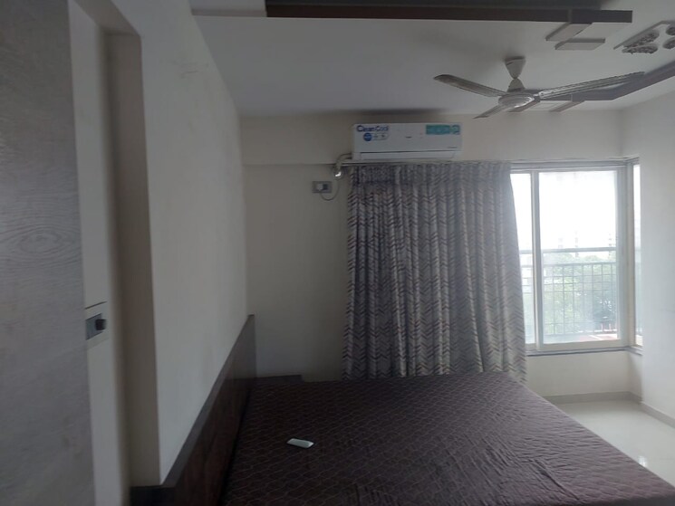 Room, dadar west 1 Bedroom 436 Sq.Ft. Apartment In Dadar West Mumbai 8910271