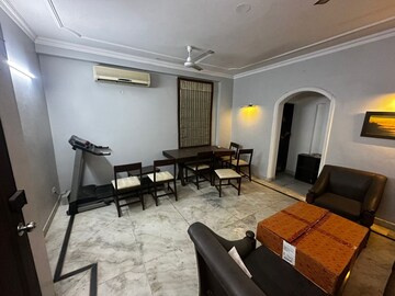 Living Room in 2 BHK Builder Floor at Sector 26a – for Rent