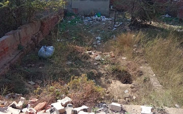Plot For Sale in Railway Colony