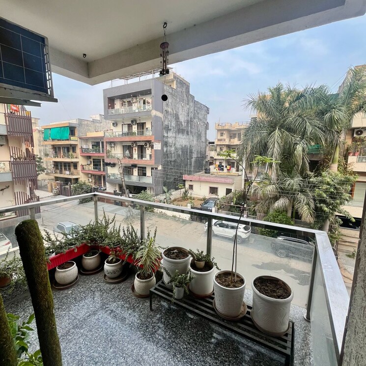 Balcony, sector 46 4 Bedroom 343 Sq.Yd. Builder Floor In Sector 46 Gurgaon 8910346