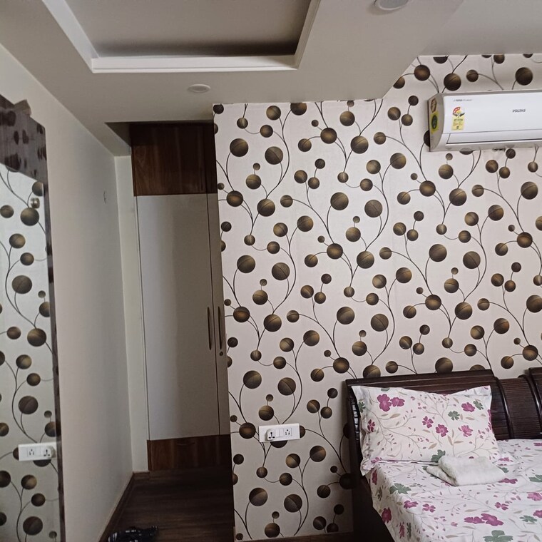  Parking, sector 46 4 Bedroom 343 Sq.Yd. Builder Floor In Sector 46 Gurgaon 8910346