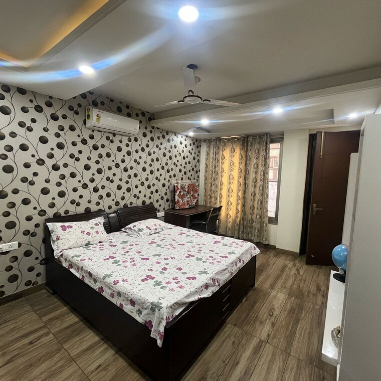 Bedroom, sector 46 4 Bedroom 343 Sq.Yd. Builder Floor In Sector 46 Gurgaon 8910346
