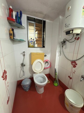 Bathroom in 2 BHK Apartment at Group Seven Rushi Heights, Goregaon East – for Sale