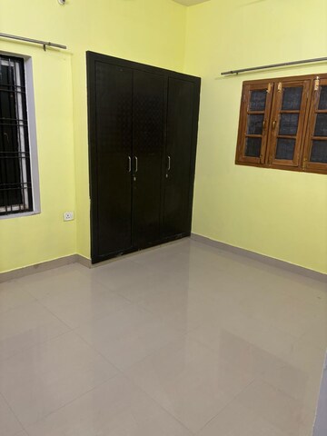 Room in 2 BHK Independent House at Jankipuram Vistar – for Sale