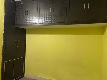 Room in 2 BHK Independent House at Jankipuram Vistar – for Sale