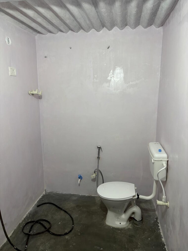 Bathroom, jankipuram vistar 2 Bedroom 1800 Sq.Ft. Independent House In Jankipuram Vistar Lucknow 8910380