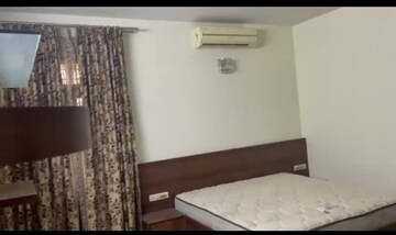 Master Bedroom in 3 BHK Builder Floor at Rmv 2nd Stage – for Sale