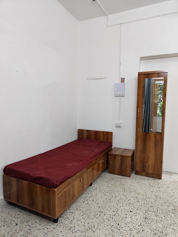 Room in  Pg at Model Colony – for Rent