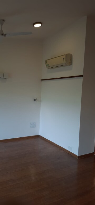 Room in 4 BHK Villa at Total Environment Windmills Of Your Mind, Whitefield – for Rent