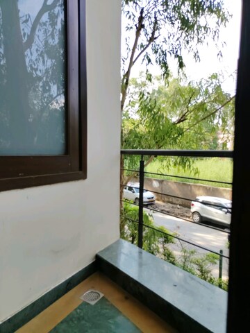 Balcony in 4 BHK Builder Floor at Ansal Sushant Apartments, Sushant Lok I – for Rent