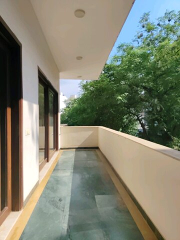 Balcony in 4 BHK Builder Floor at Ansal Sushant Apartments, Sushant Lok I – for Rent