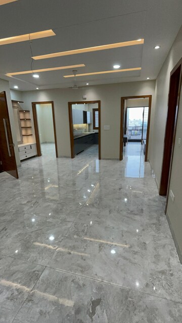 Building Lobby in 4 BHK Builder Floor at Sector 76 – for Sale