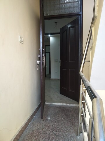  2 BHK Builder Floor at Chanakaya Apartment, Rohini Sector 3 – for Rent